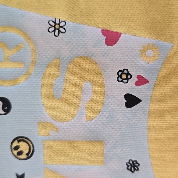 LEVIS BRAND GIRLS YELLOW SHORT SLEEVE TEE-SHIRT SIZE 6X - Picture 7 of 11